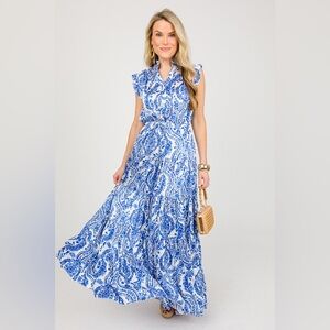 Red Dress Boutique Pinch Blue and White Printed Maxi sz L
